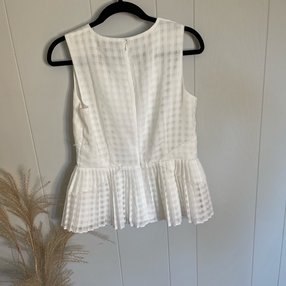 Banana Republic peplum blouse - Picture 4 of 4